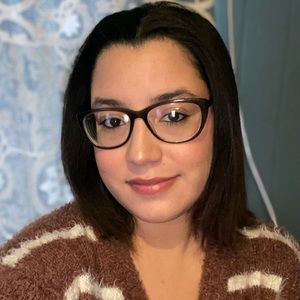 Meet your Posher, Jasmine